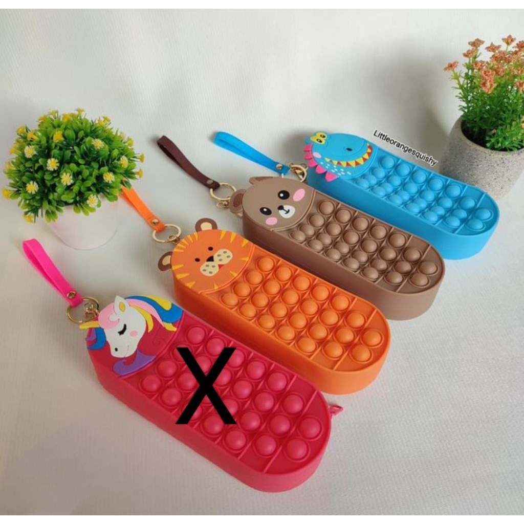 

tempat pensil Pop It