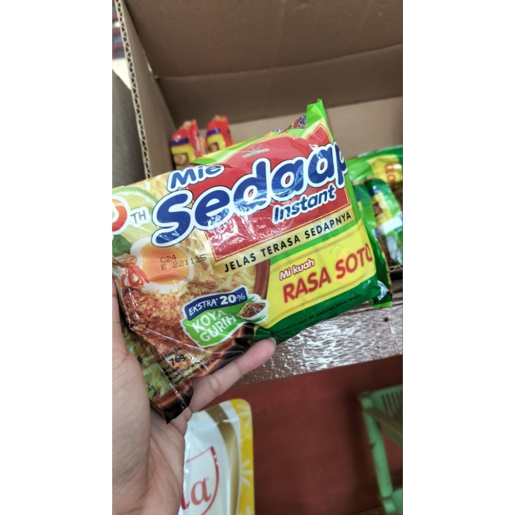 

Mie sedaap instant kuah soto ayam bawang