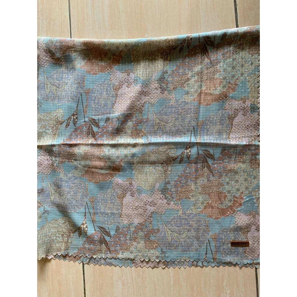 Hijab Khalisa Scarf Motif