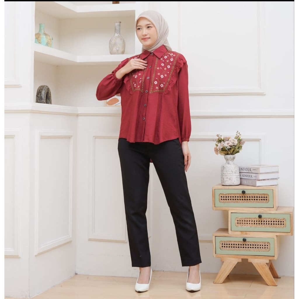Zara Blouse/Kemeja Wanita Motif Bordir Bunga/Kemeja Motif Kekinian/Blouse Korean Style