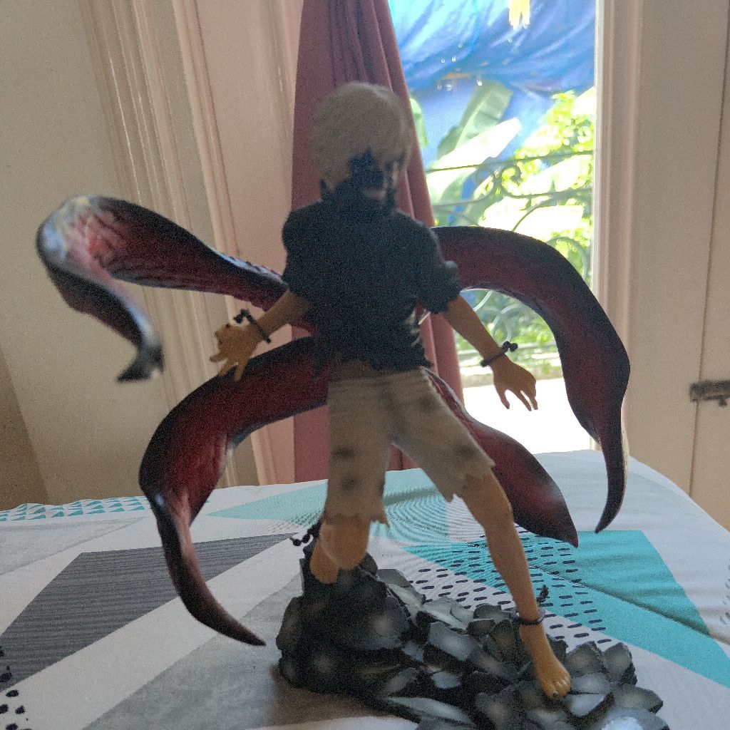 PRELOVED KEN KANEKI figurine Tokyo Ghoul Manga