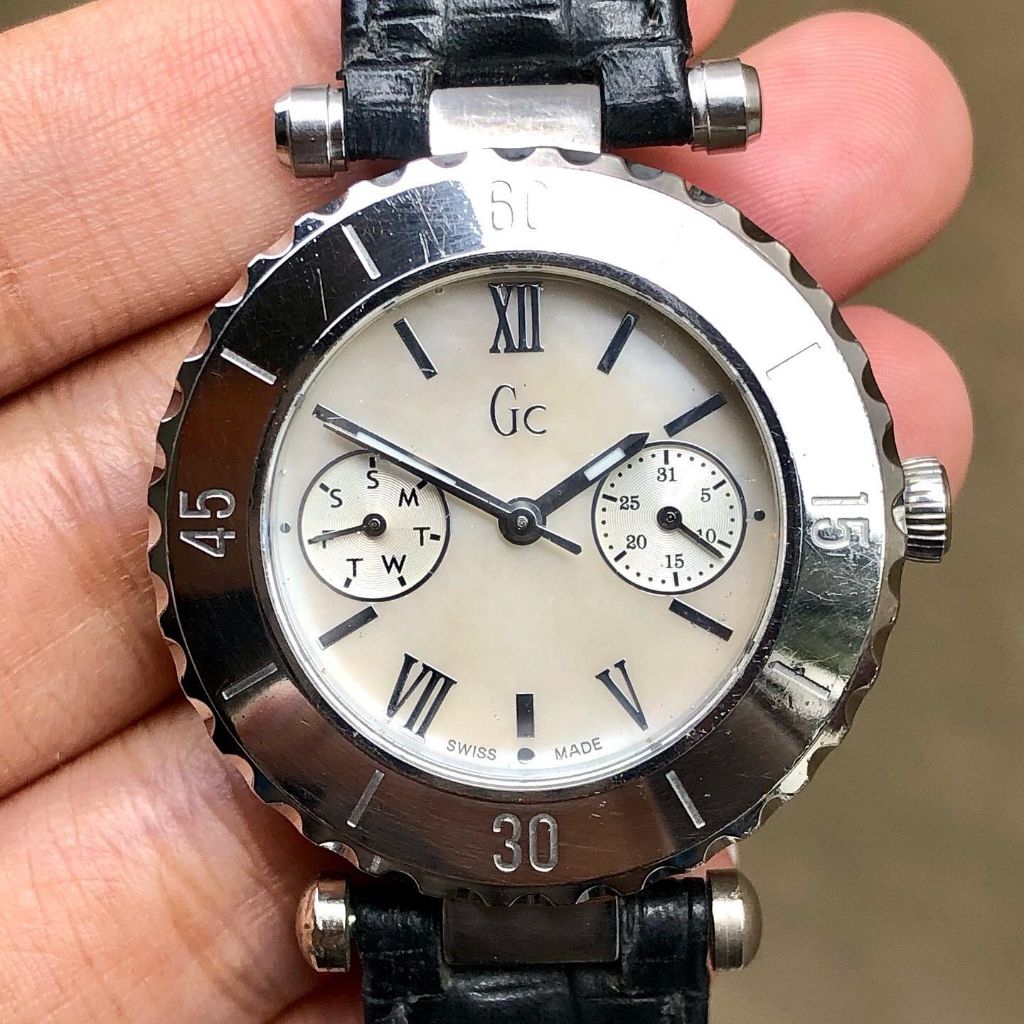 GC Guess Collection Quartz GC32000