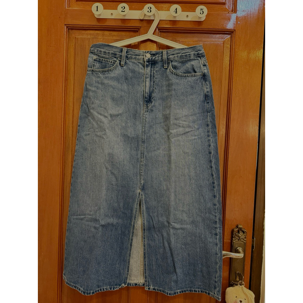 rok jeans wanita uniqlo