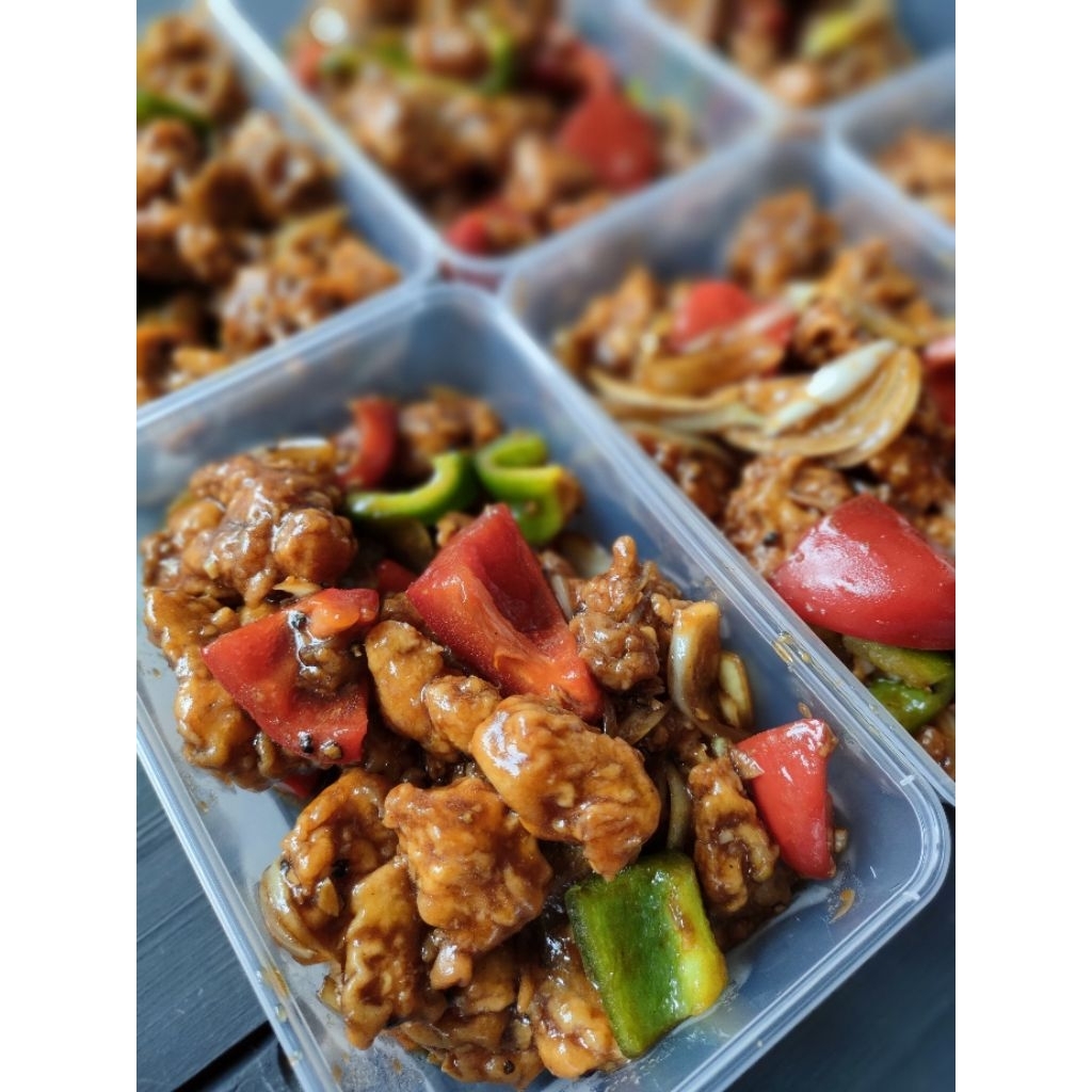 

AYAM LADA HITAM 400gr FROZEN FOOD