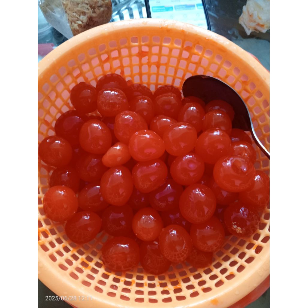 

YOLK KUNING TELUR ASIN BEBEK FRESH PREMIUM