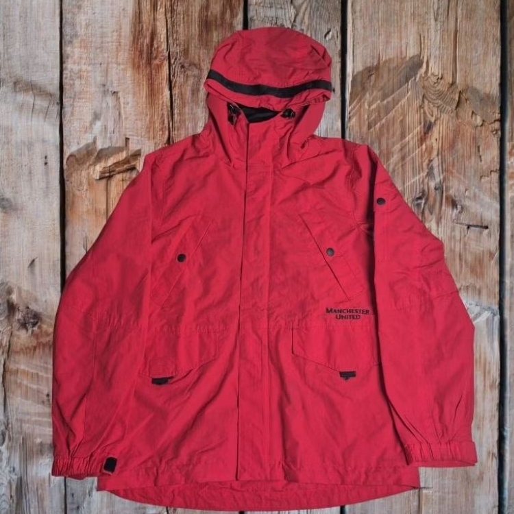Jaket Outdoor Semi Parka Manchester United ECWCS Thrift Preloved Second Branded