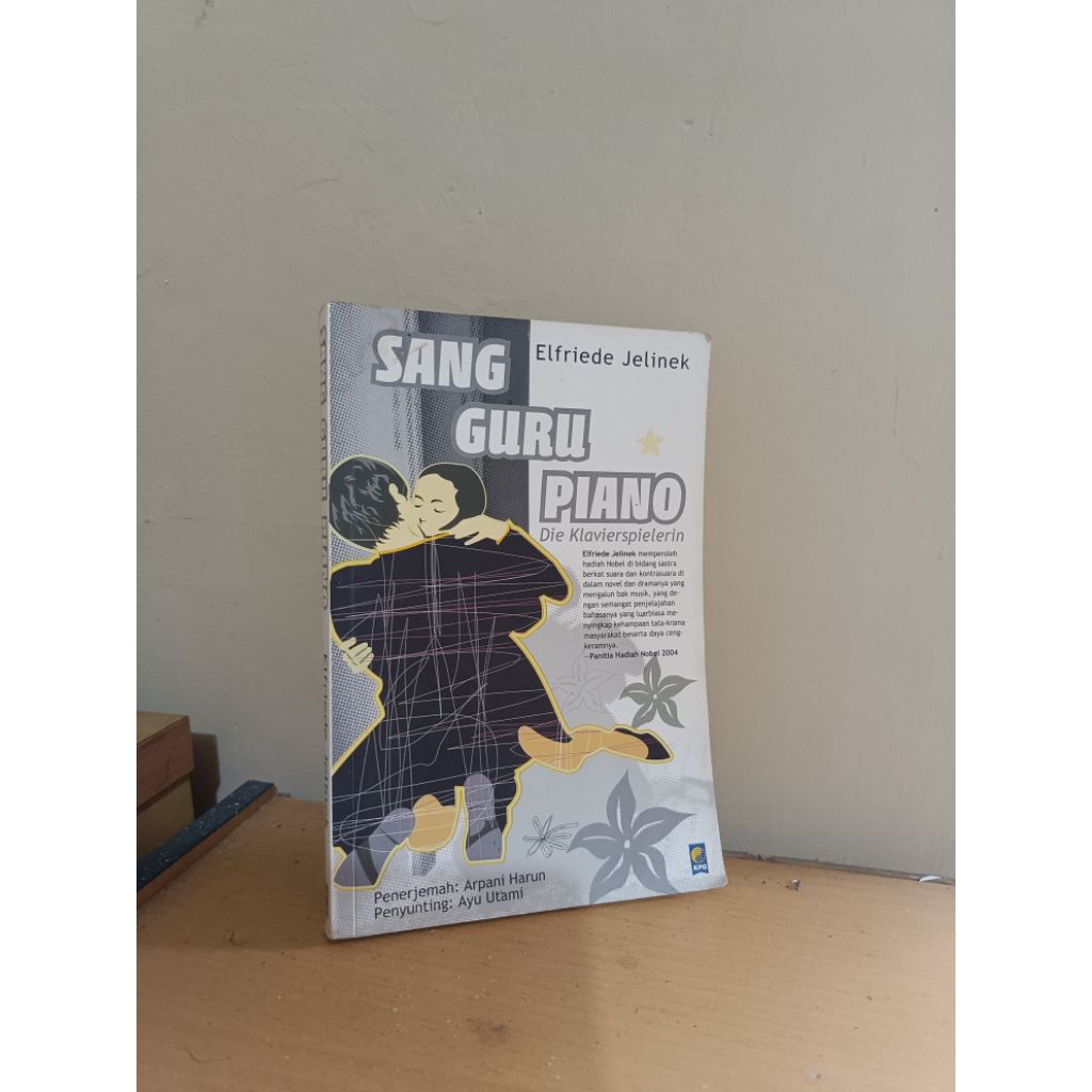 Preloved novel SANG GURU PIANO