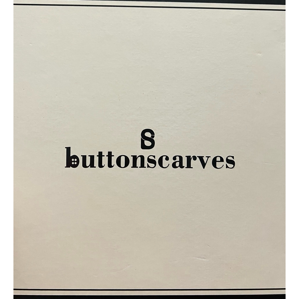 

box hijab buttonscarves