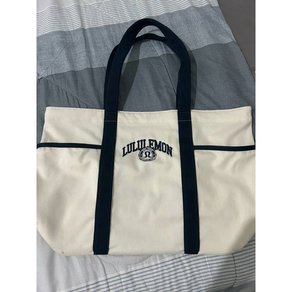 Lululemon Gym Bag