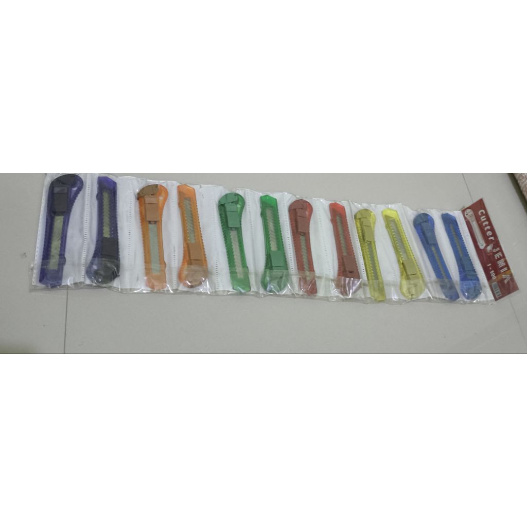 

Cutter Besar per pcs