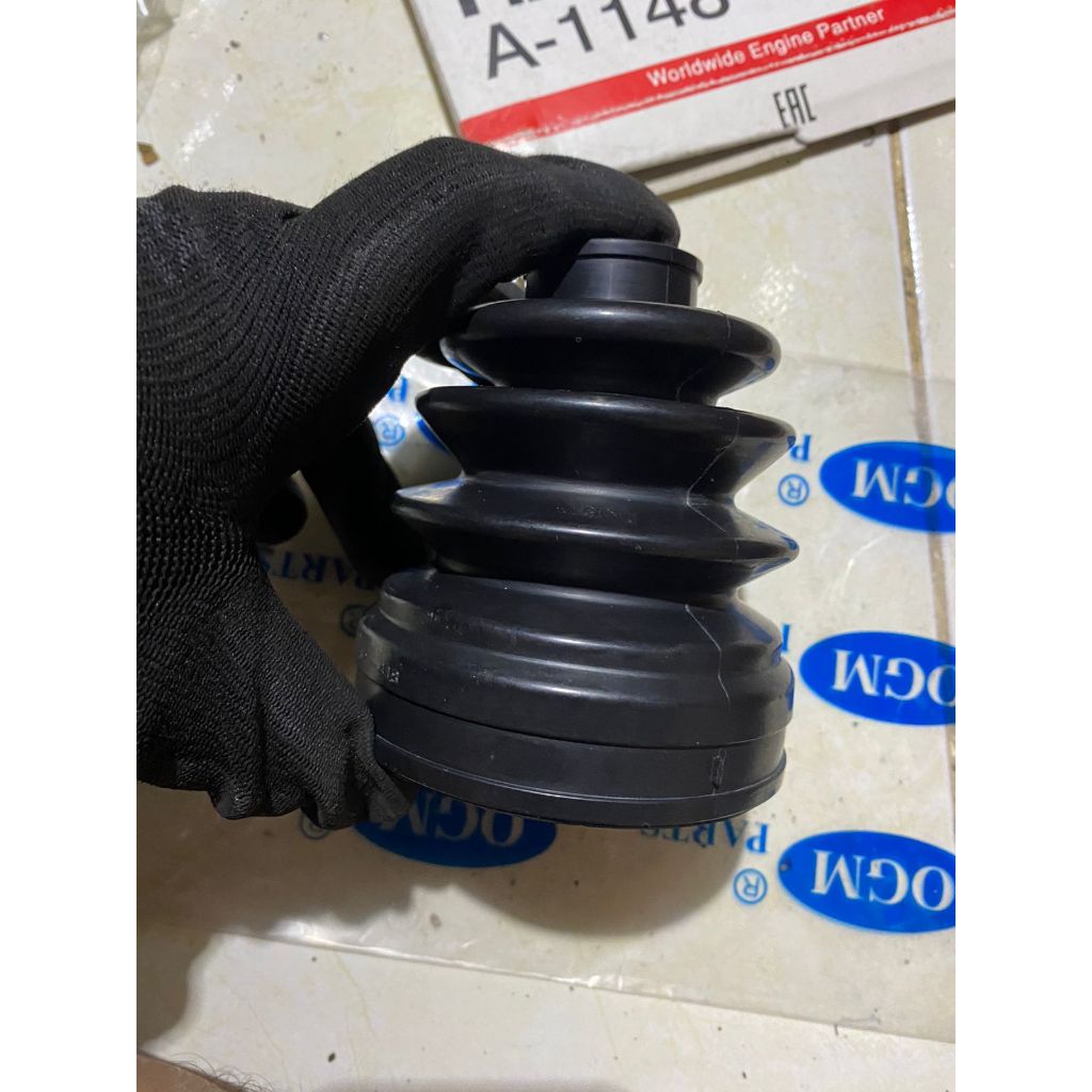 KARET BOOT AS RODA /CV JOINT BAGIAN DALAM TIMOR SOHC/DOHC ORI MERK OGM JAPAN