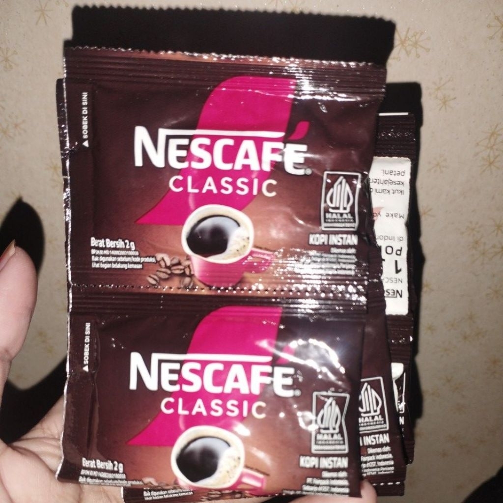 

Nescafe Classic renceng isi 10 pcs