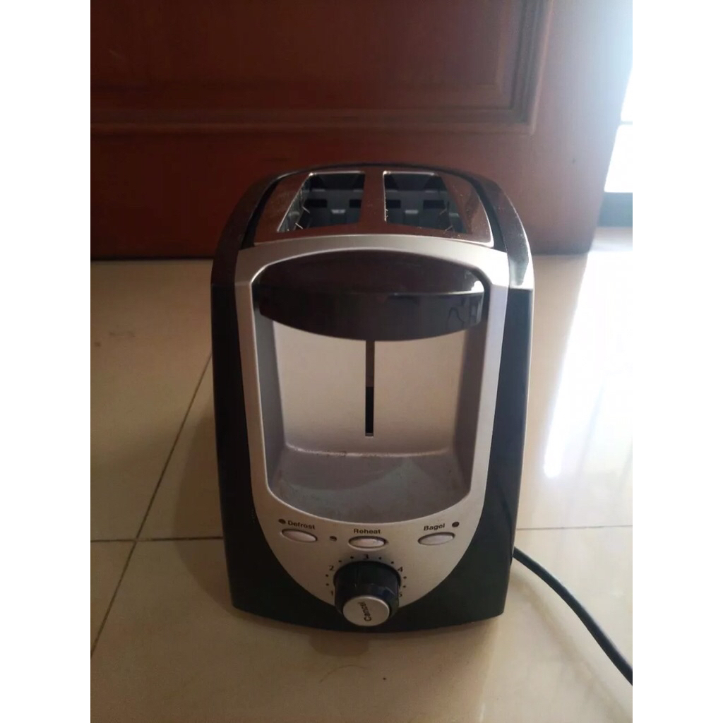 pemanggang roti toaster elextrolux preloved