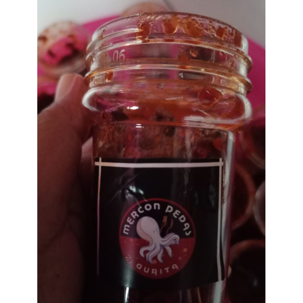 

sambal mercon gurita.sangat lezat banget ditemani nasi