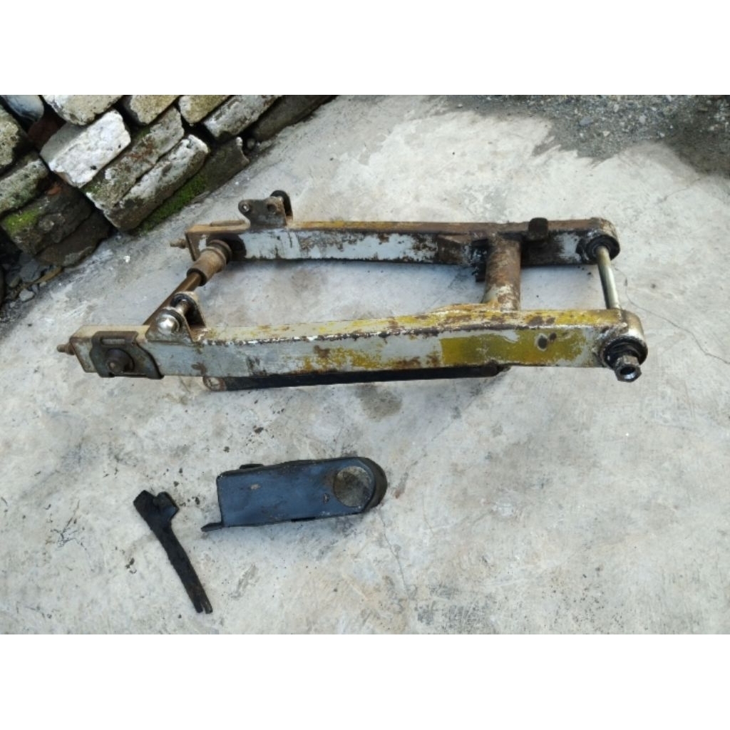 Arm Kase Arem Kaze R VR Kase Standar Belum PNP CB Original Bekas Copotan Motor Second 2nd