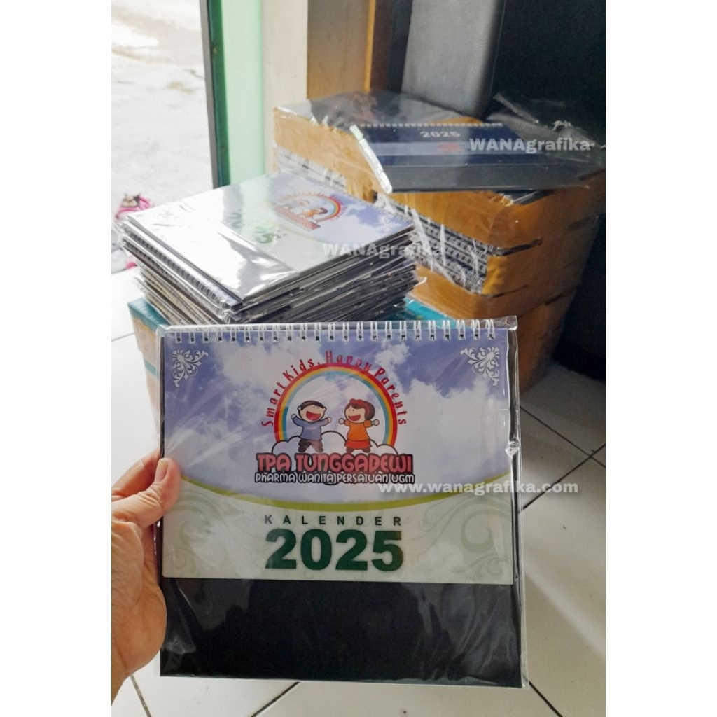 

custom kalender meja desain FREE fullcolor murah