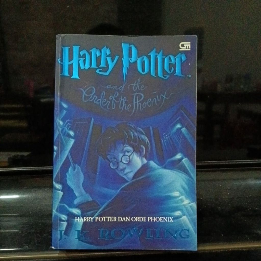 novel harry potter no 5 order of phoenix bahasa indonesia original soft cover preloved bekas