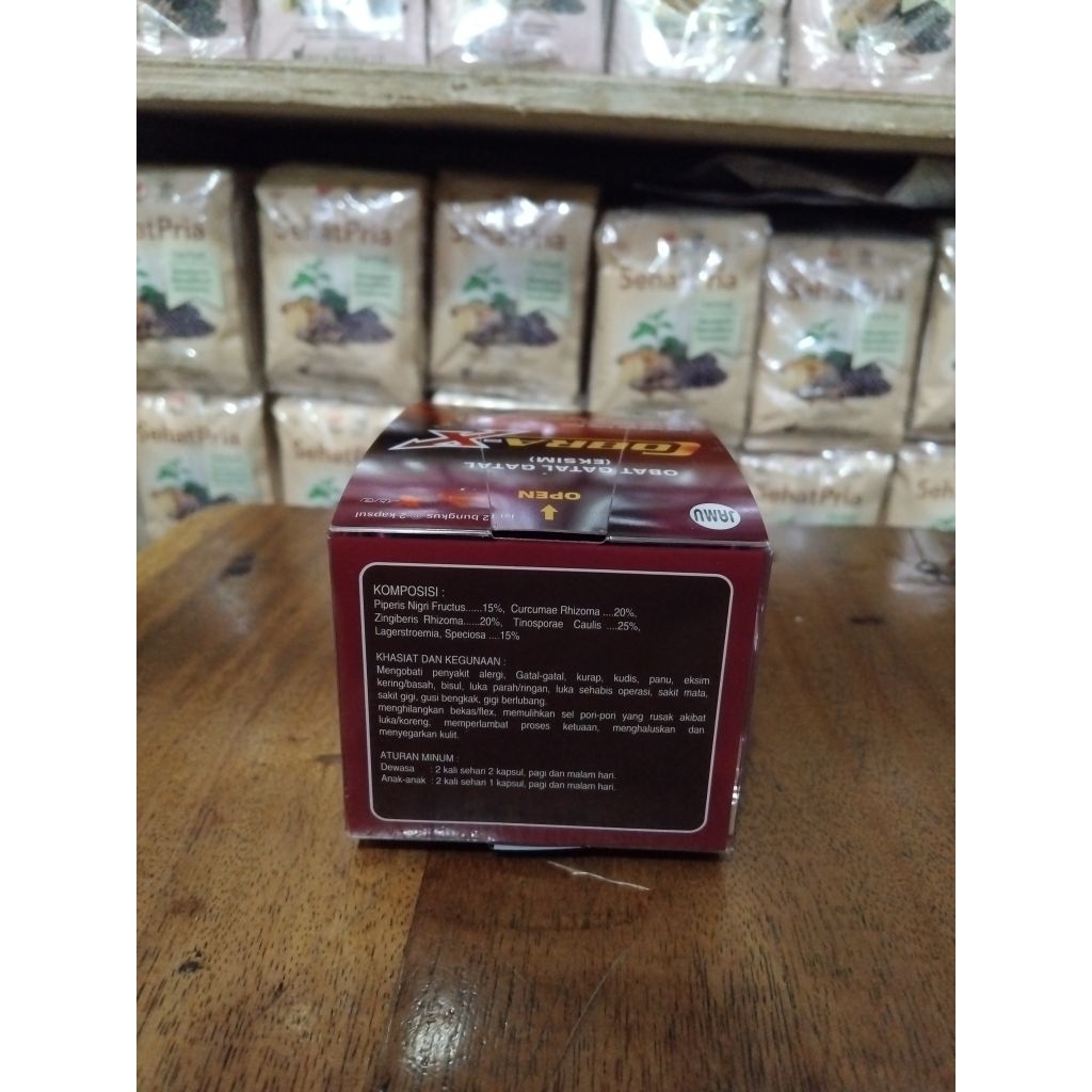 

kotak CX gatal gatal eksim ukuran 6,5 x 7,5 x 8,5