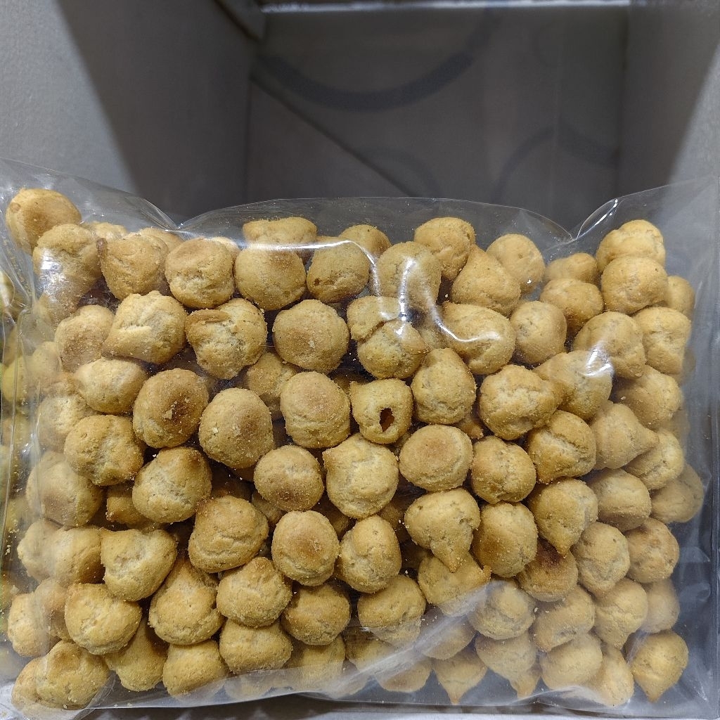 

soes mini keju 250gram