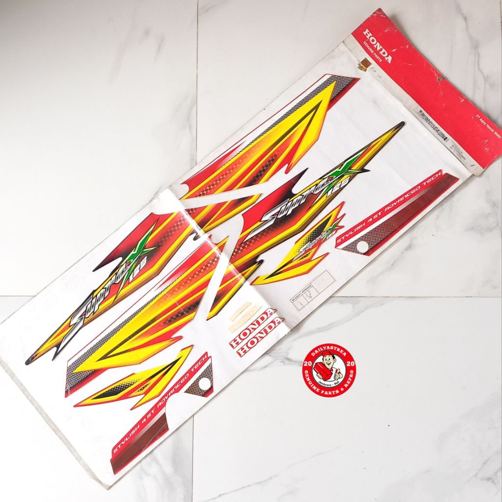 LIS STICKER STRIPING BODI BODY HITAM MERAH HONDA SUPRA X 125 OLD LAMA 2005 ORIGINAL 871X0-KTM-860ZC