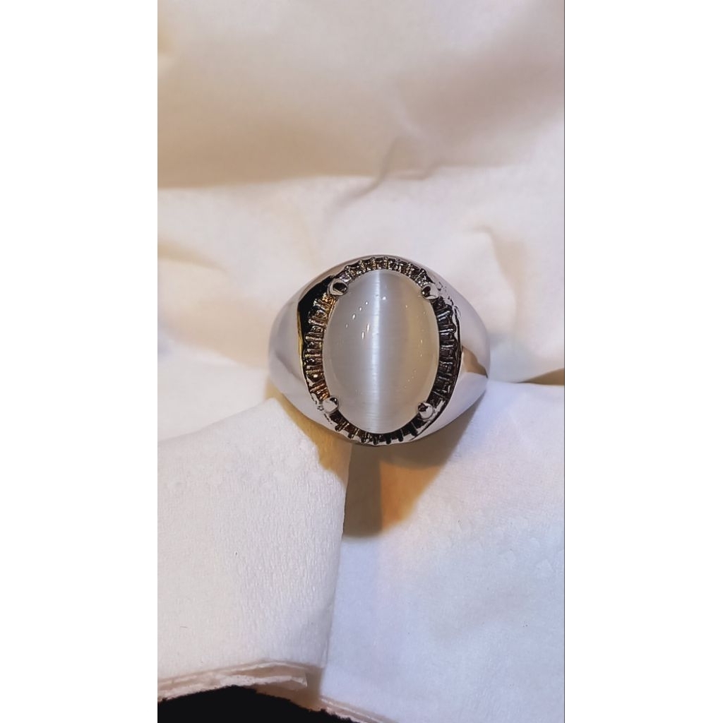 Cincin Batu Permata CAT EYE