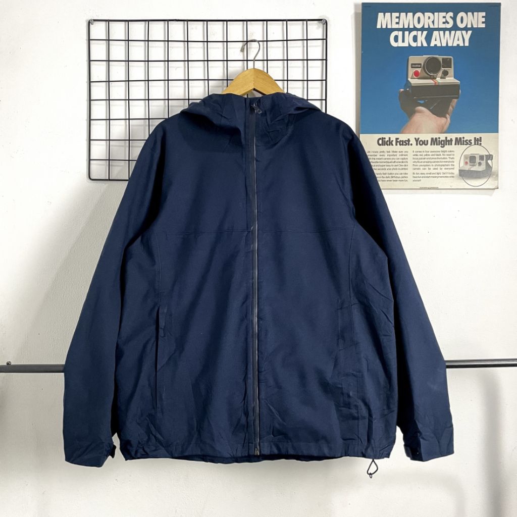 JAKET UNIQLO BLOCKTECH SECOND ORIGINAL, JAKET OUTDOOR UNIQLO