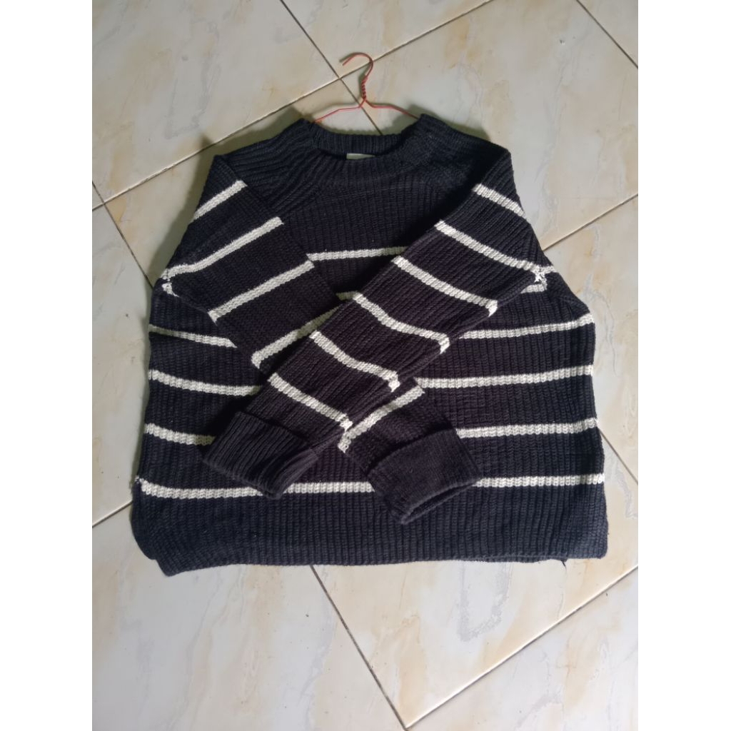 preloved rajut wanita