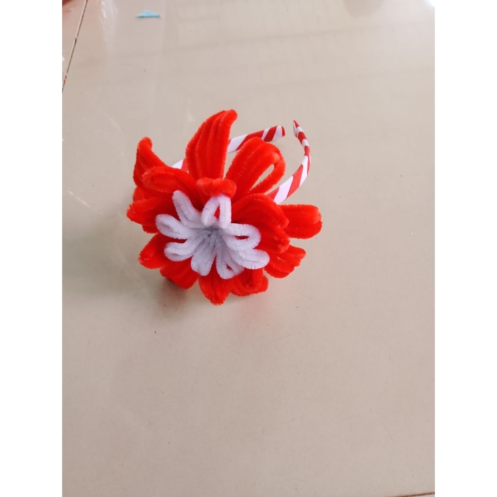 bando merah putih / bandana merah putih / bando karnaval / bando Agustusan / bando kawat bulu merah 