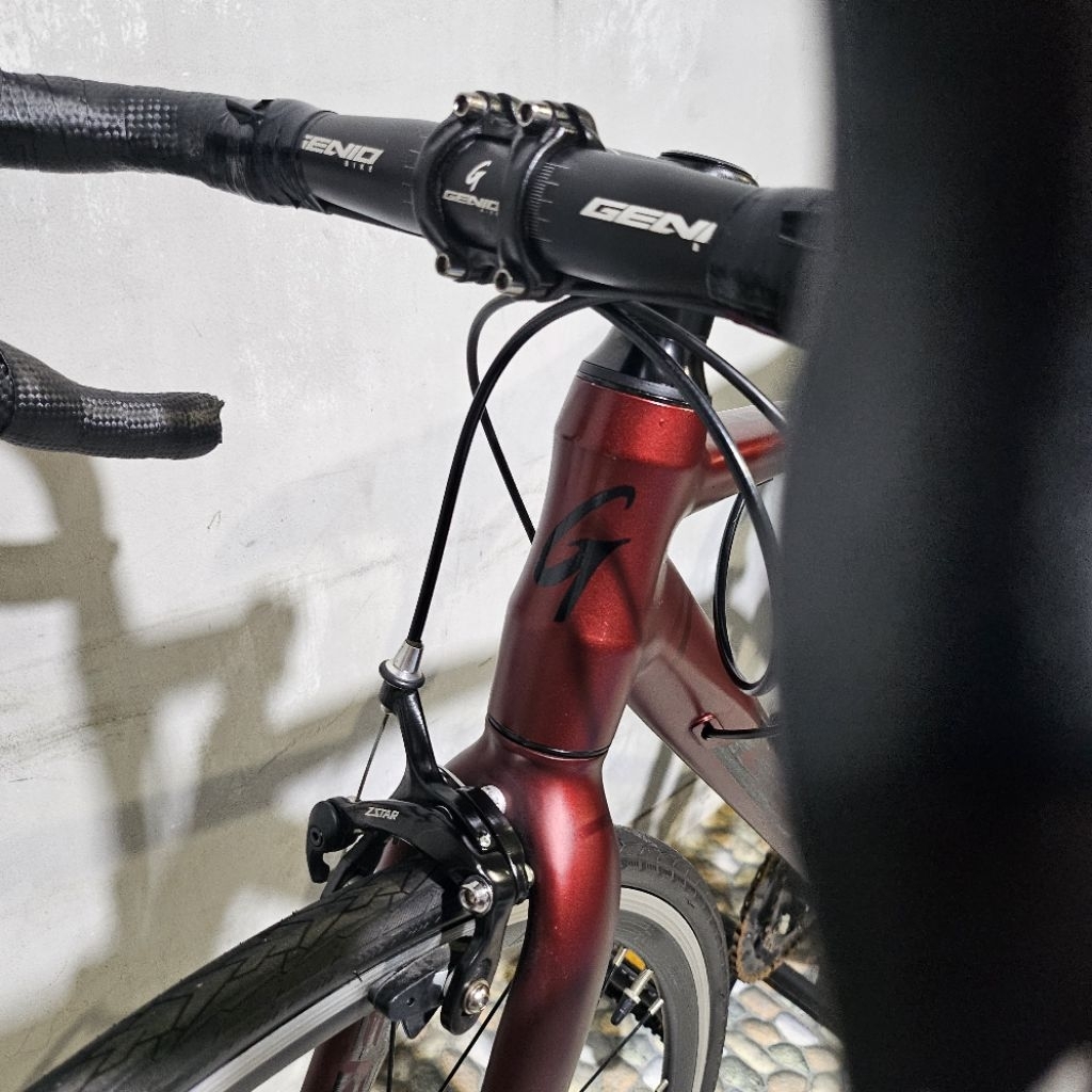sepeda road bike genio aerio r1
