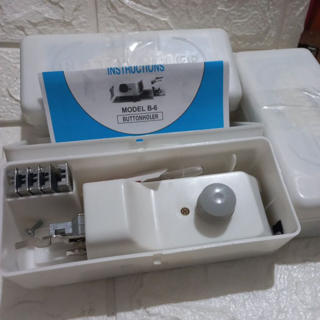 alat lubang kancing mesin hitam klasik singer/butterfly.