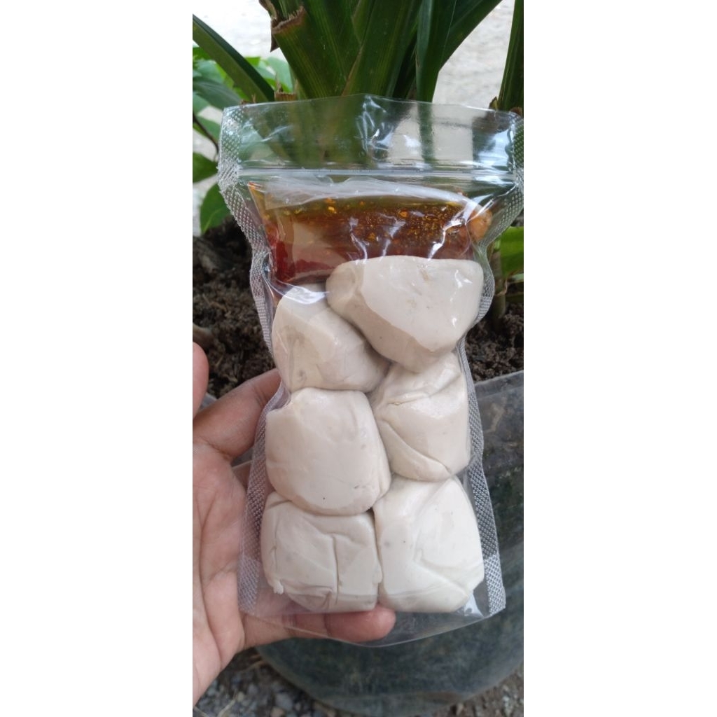 

basreng mentah isi 6 butir plus chili oil