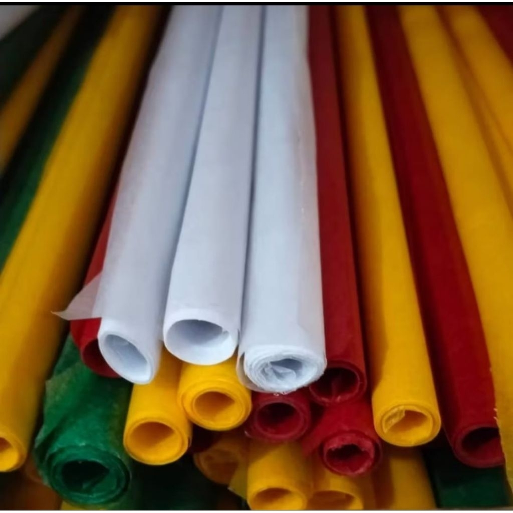 kertas layangan / kertas minyak warna warni( minim blnj 5 lbr)