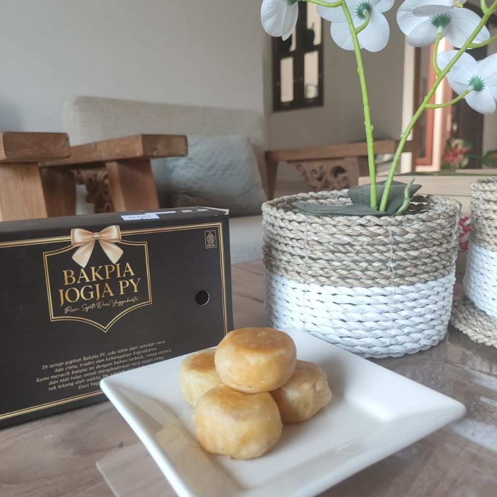 

Bakpia PY yogyakarta variabel rasa keju