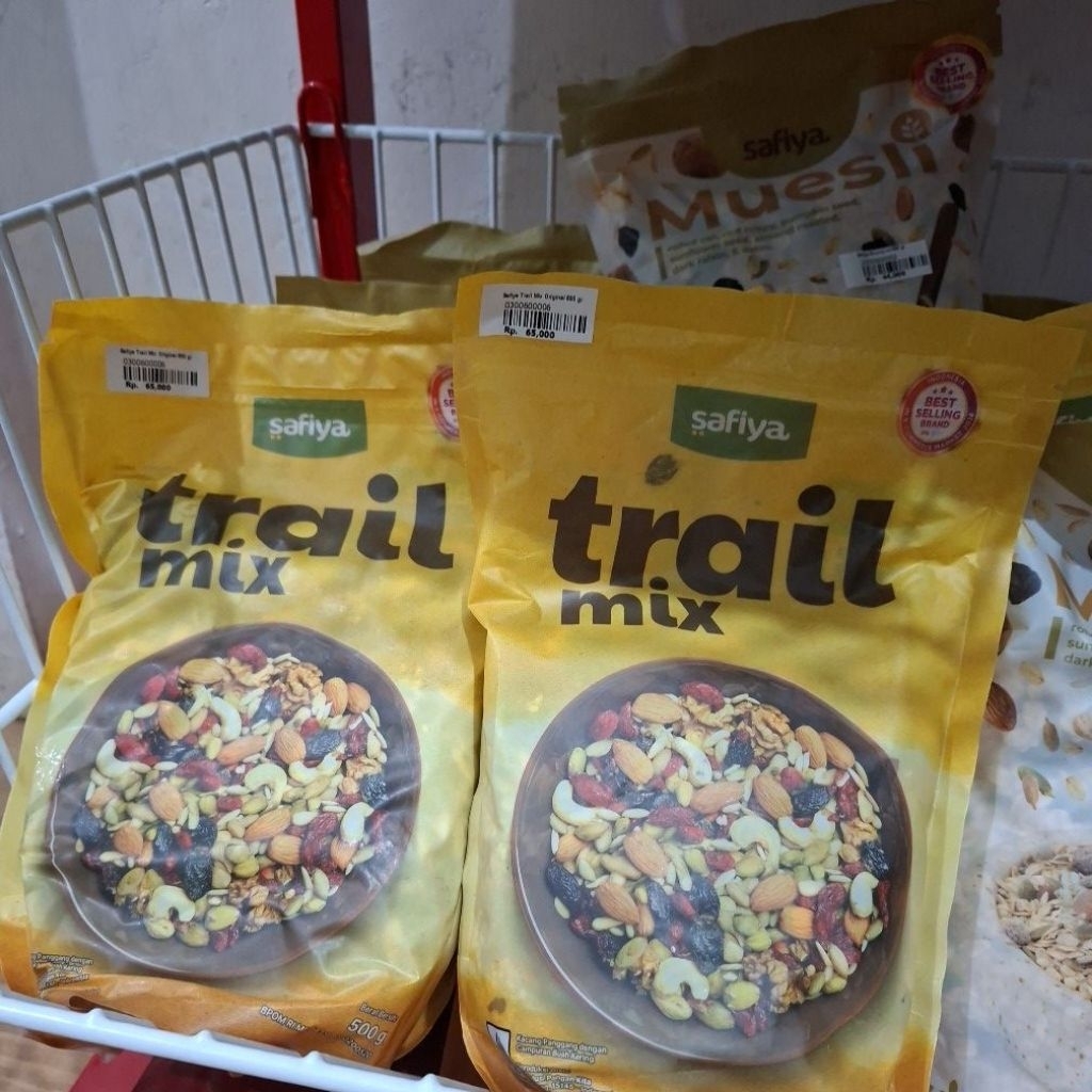 

Trail Mix Safiya Original