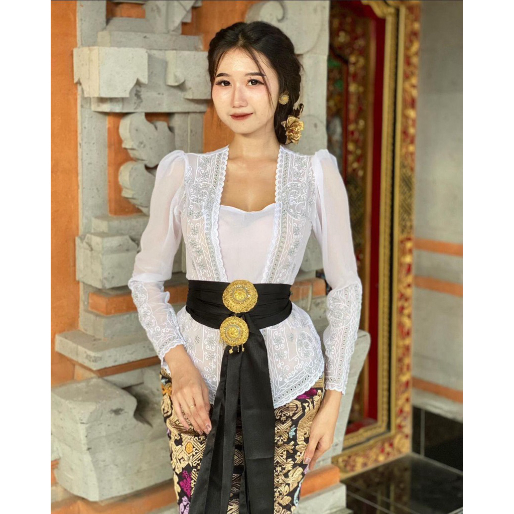 Kebaya jadi bordir terbaru/kebaya jadi bordir putih variasi silver/kebaya jadi bordir jumbo