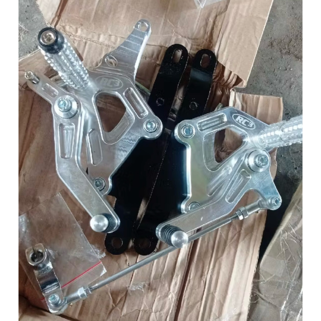 FOOTSTEP UNDERBONE MX KING RC3 TYPE RACE  CAKRAM FOOT STEP DEPAN UNDERBONE RC3 MX-KING MXKING