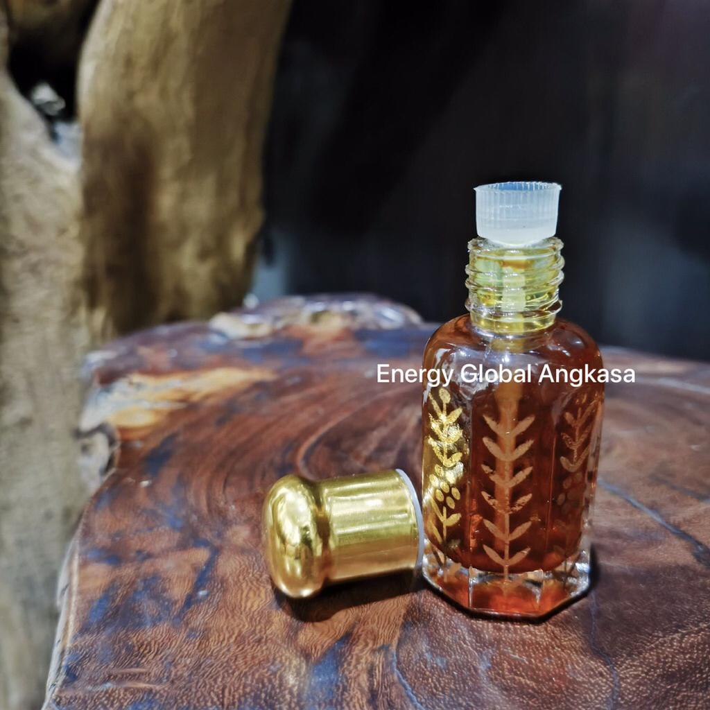 Minyak Kayu Cendana Murni 100%