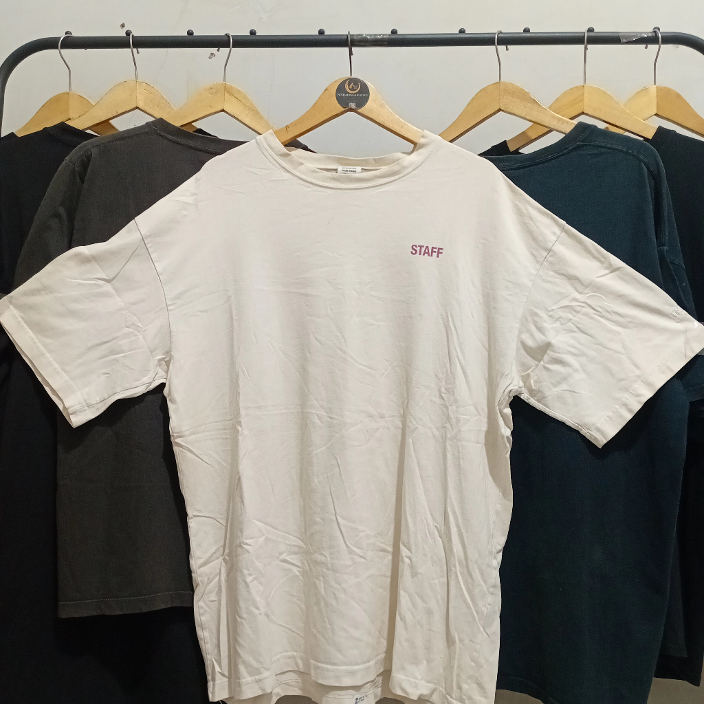 Vetements Staff Logo putih XL