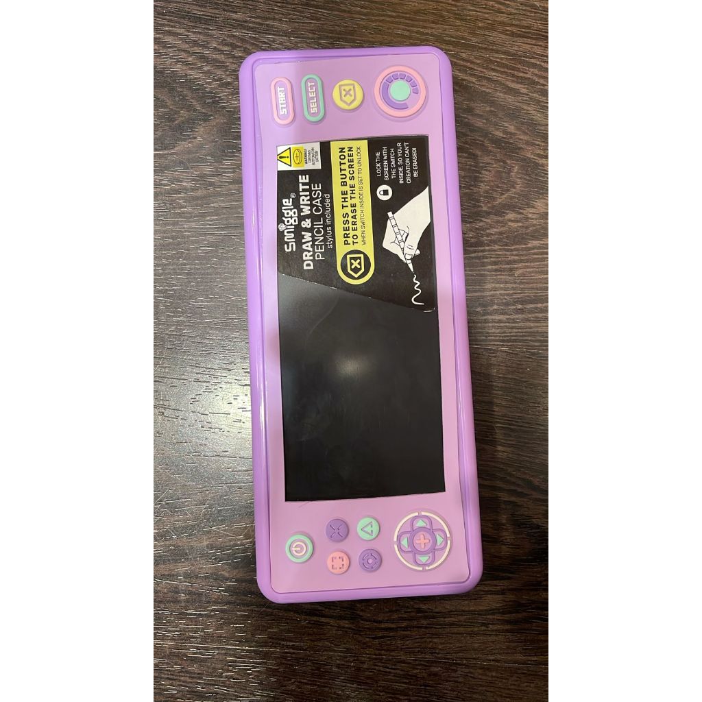 

SMIGGLE PENSILCASE DRAW & WRITE ( CORAT CORET ) PURPLE - TEMPAT PENSIL SMIGGLE