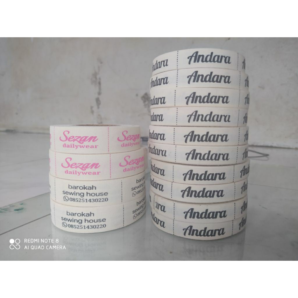

KUALITAS 100% TERJAMIN,. Label coustom// label fashion// label kaos// label hijab// label masker, dll,