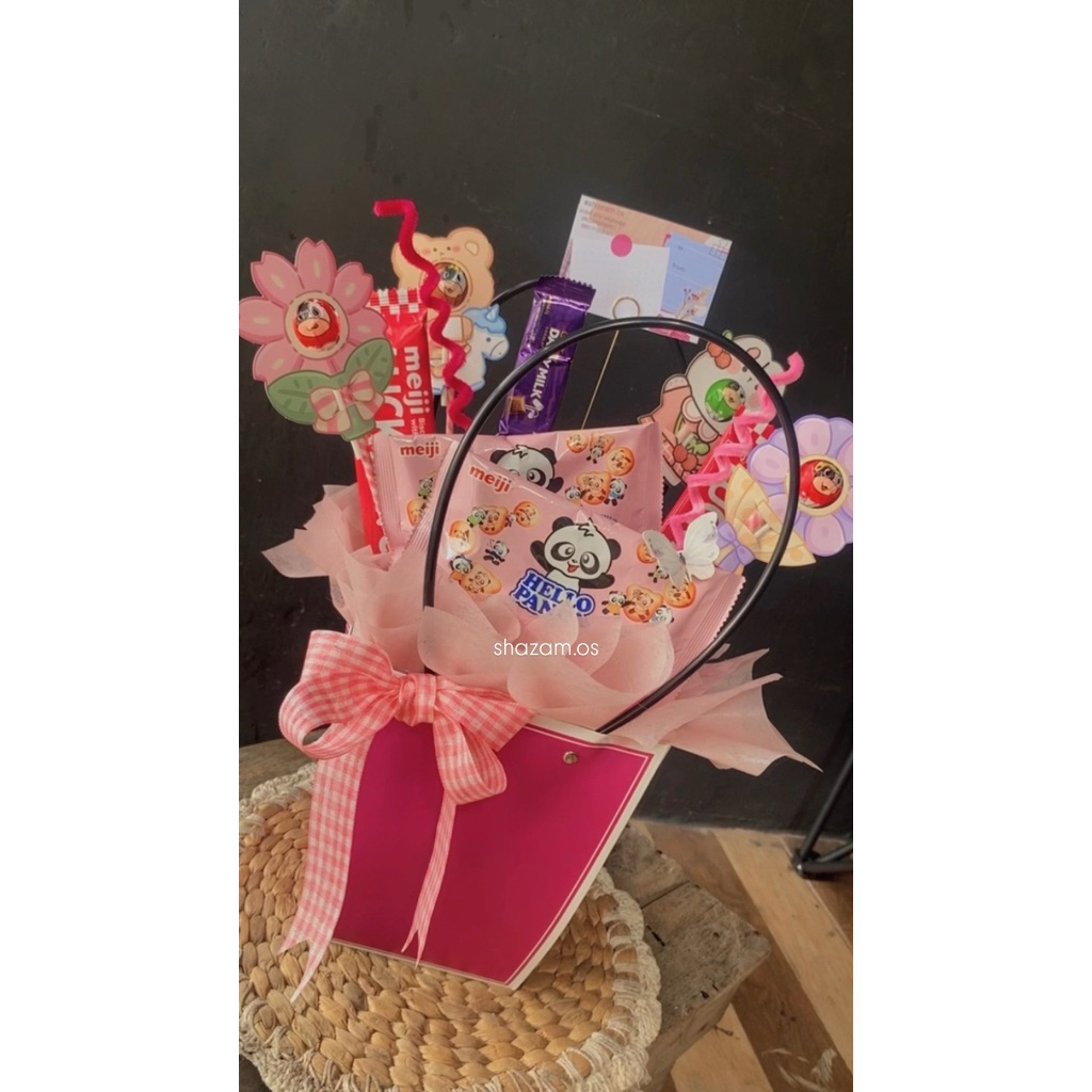 

Bisa Instan Malang kota / Buket snack / Buket guru / buket ultah / buket wisuda / buket sempro / buket ulang tahun / bloom bag snack / bukan arascraf