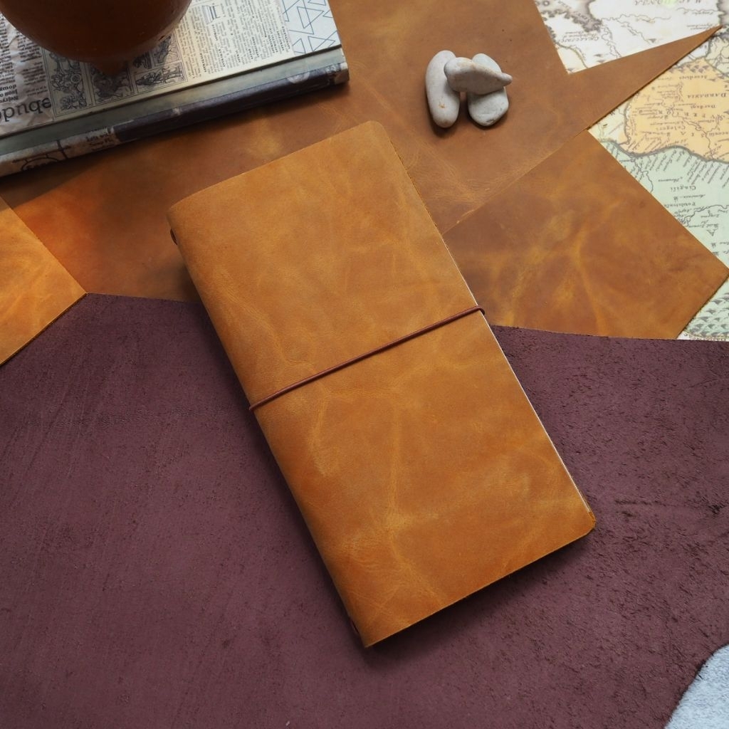 

Traveler's journal - Leather Cover Book - Planner Book