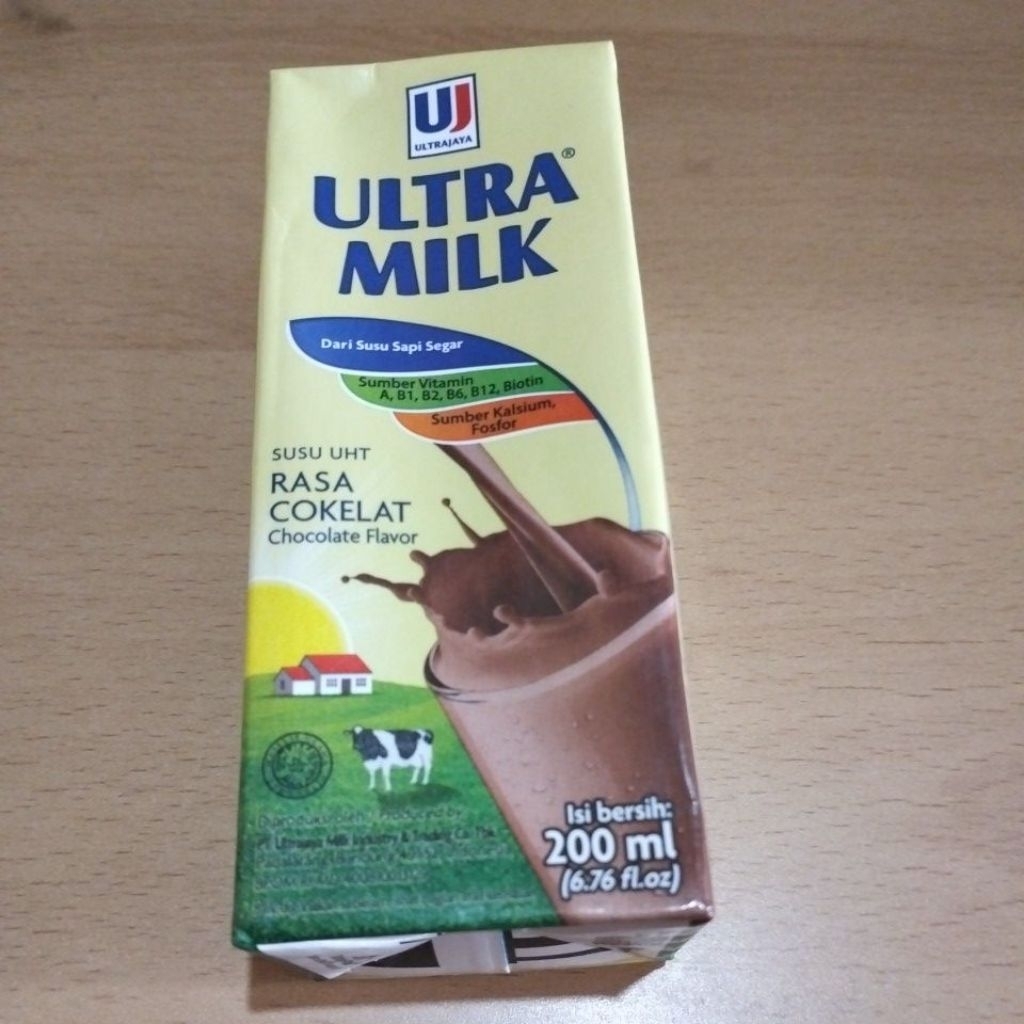 

Susu UHT Ultra Chocolate 200ml 1 pcs