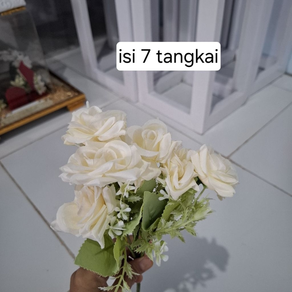 Bunga Mawar Artificial / Palsu Warna Putih