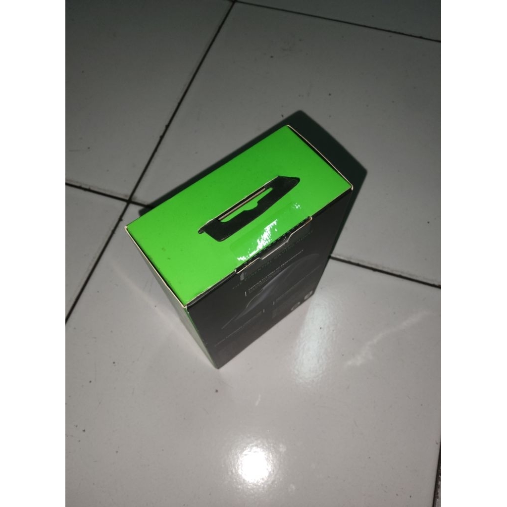 RAZER DEATHADDER ESSENTIAL MOUSE