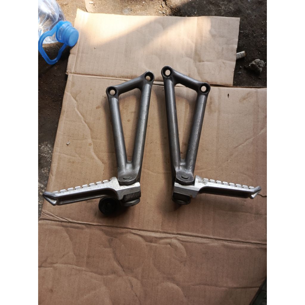 step belakang Kawasaki ninja RR old, ninja RR neu bekas original