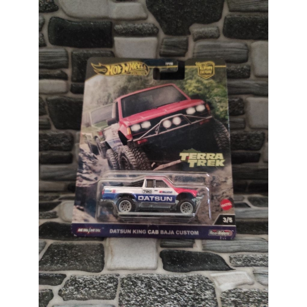 Hot Wheels Datsun King Cab Baja Custom - Premium Card