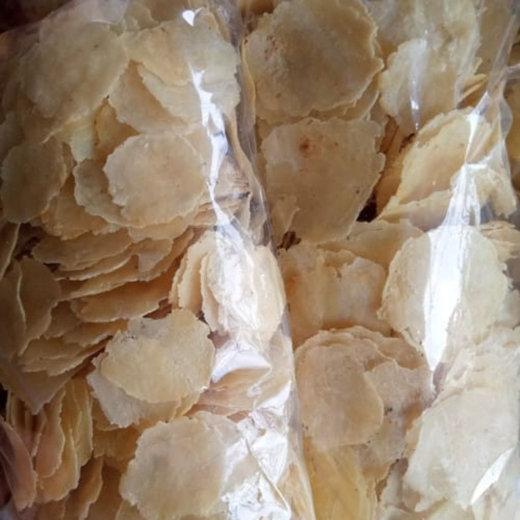 

EMPING MELINJO MENTAH 500 Gram