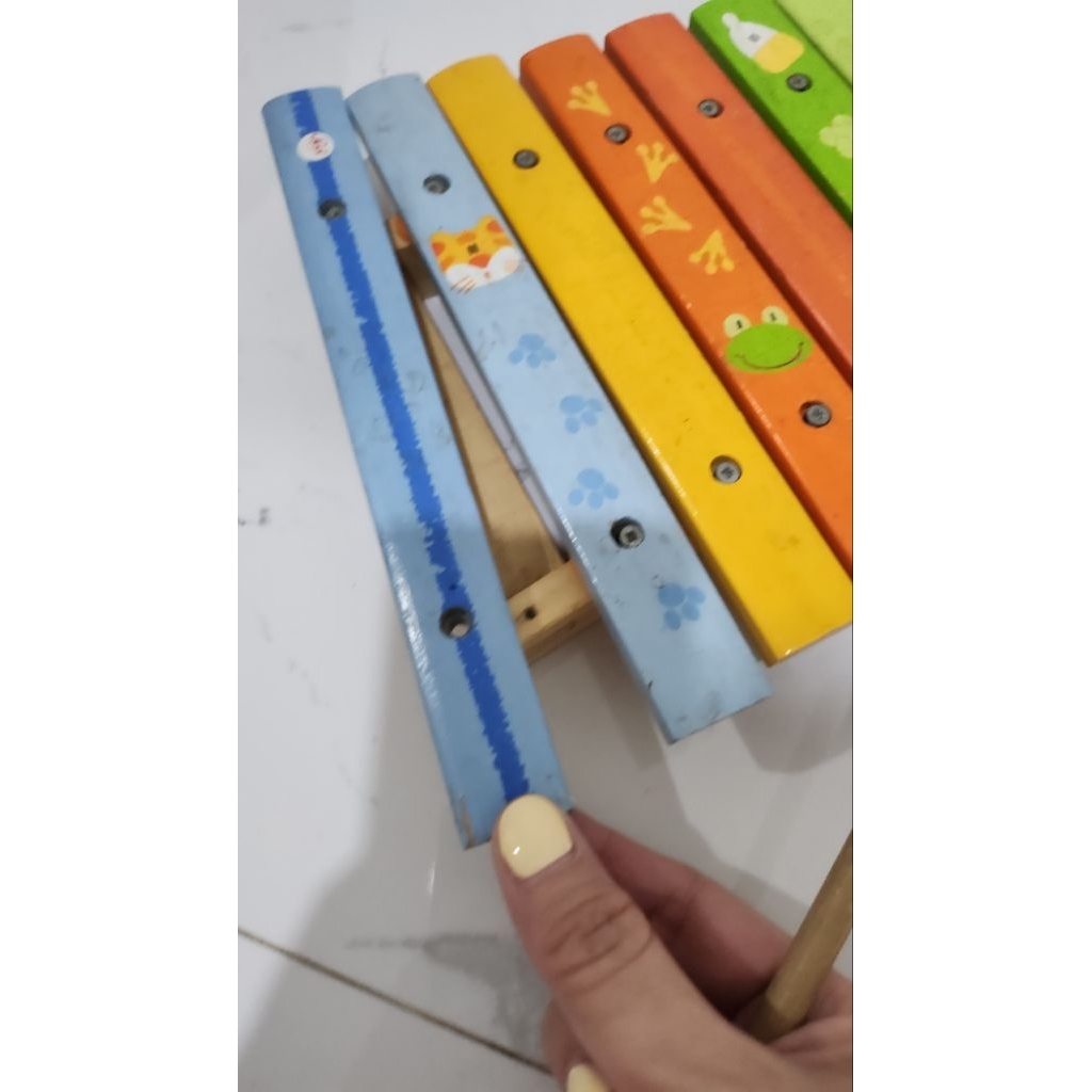 Preloved xylophone kayu