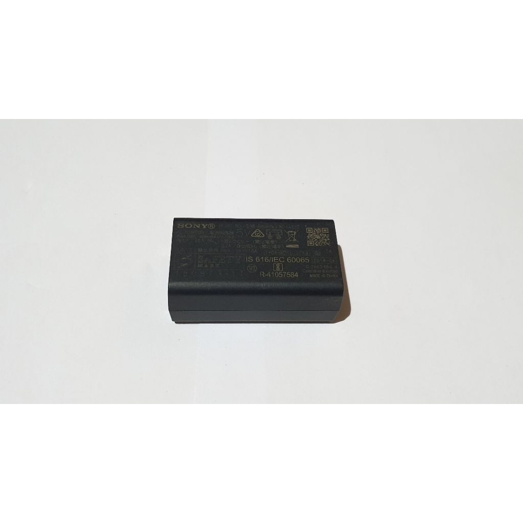 Sony Adapter Charger AC-UUE12